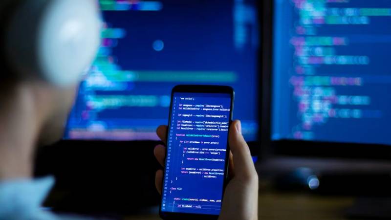 Node.js赋能左权县软件开发:解锁企业业务增长的核心引擎